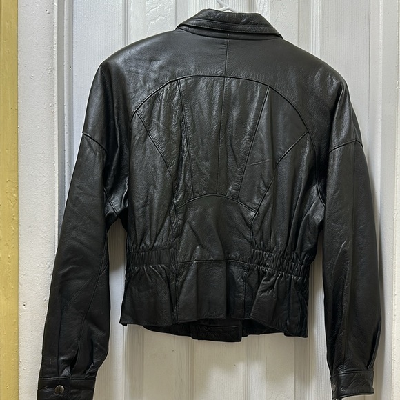 Vtg Maggie Lawrence Jacket Womens
Motorcycle Punk Pop 80s Leather
Cinched waist - Picture 4 of 16